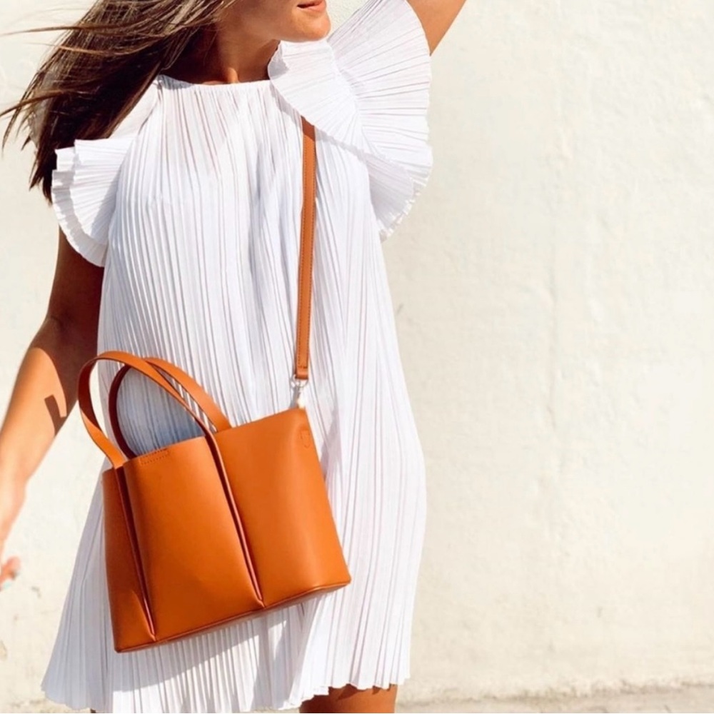 Zara | Pleaded White Dress - Picture 4 of 6